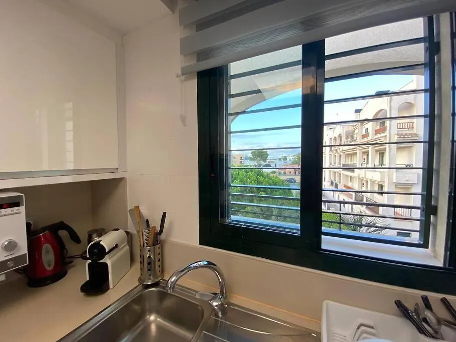 Atico Con Acceso Directo Al Mar Apartment Miami Playa Spain