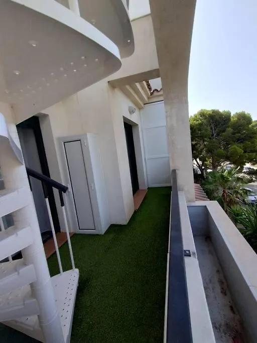 Atico Con Acceso Directo Al Mar Apartment Miami Playa 0*,  Spain